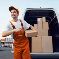 Se modifică limita de greutate a coletelor. Dispare cea de 50 de kilograme. Noile reglementări - Foto: PTT Expres / imagine cu caracter ilustrativ