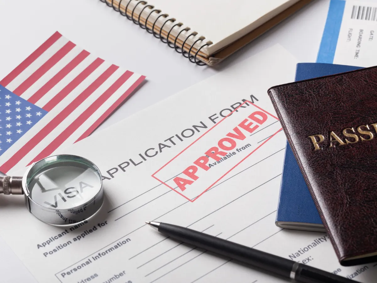 Trump deblochează vizele de imigrant pentru Ungaria și Polonia. De ce România nu intră pe lista priorităților
