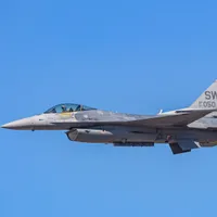 Adevărul despre avionale F-16 care ar fi tranzitat Moldova spre Ucraina. Ce a spus Maia Sandu - Foto: Profimedia Images