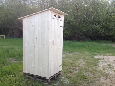România Secolului XXI: 4 din 10 români nu beneficiază de canalizare. Au WC-ul în curte sau fosă - Foto: europafm.ro (Imagine cu rol ilustrativ)
