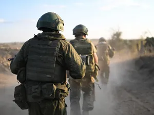 Un înalt oficial rus a dezvăluit din greșeală că Moscova se confruntă cu pierderi masive de trupe în Ucraina. Ce estimări a făcut el