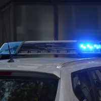 FOTO&VIDEO Misterul mașinii ce transporta un cadavru pe capotă elucidat de poliția din Timișoara