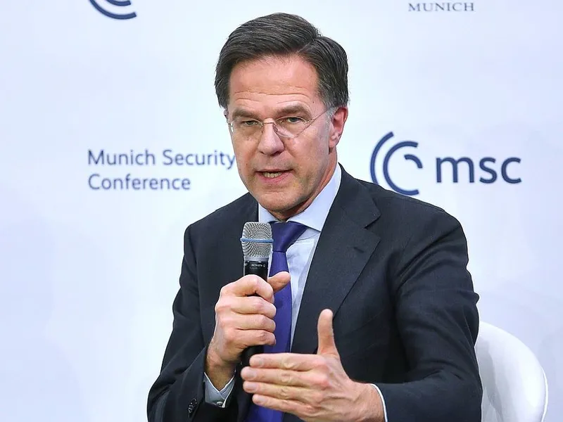 Mark Rutte le spune europenilor să înceteze să se mai plângă de Trump şi să găsească soluţii - Foto: Profimedia Images