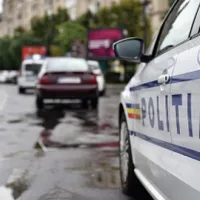 Motivul șocant pentru care un șofer a sărit din mașina în mers. S-a ales cu dosar penal  - Foto: Arhive / imagine cu caracter ilustrativ