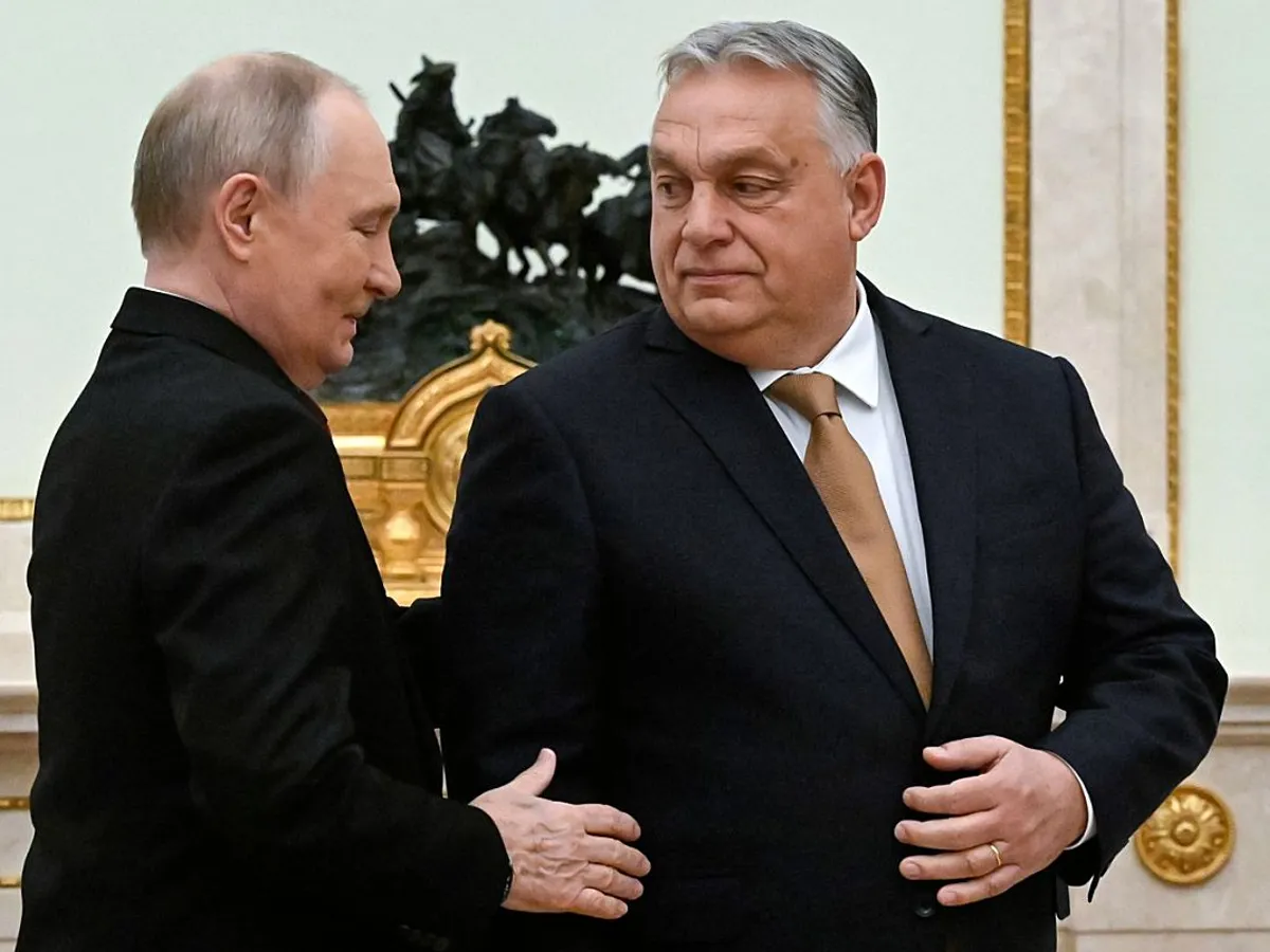 Vladimir Putin, dictatorul de la Kremlin, şi Viktor Orban, prim-ministrul Ungariei - Foto: Profimedia Images
