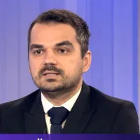 Doctorul Vasi Rădulescu își face mea culpa recunoscând că a publicat pe site-ul său texte plagiate/FOTO: Digi24