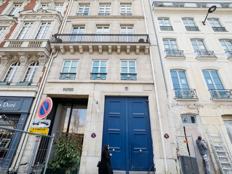 Apartamentul lui Karl Lagerfeld din Paris, vândut cu o sumă colosală. Doar living-ul are 120 m - Foto: Profimedia Images