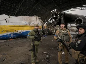 Cum au salvat ucrainenii aeroportul de lângă Kiev - Foto: Profimedia Images