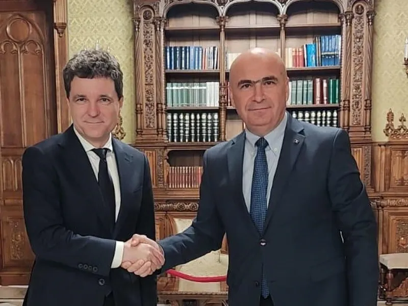 Ipoteza care ar debloca negocierile. Bolojan, numit premier de Nicușor Dan. Ce șanse sunt? - Foto: Facebook/ Nicușor Dan