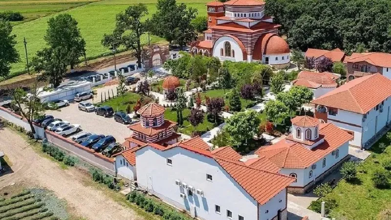 Moaștele Sfintei Împărătese Elena, pentru prima oară în România