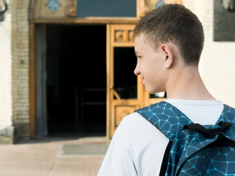 Evaluare Națională 2025. Astăzi are loc proba la Limba română. Peste 159.000 elevi dau examenul - Foto: Freepik (Imagine cu rol ilustrativ)