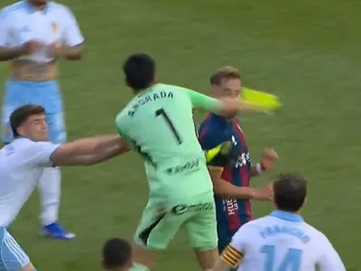 Îl așteaptă o suspendare ”istorică”, după ce i-a dat un pumn direct în figură adversarului! Clubul l-a pedepsit deja