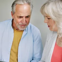 Pensionari, îngrijorați de pensie - Foto: Freepik
