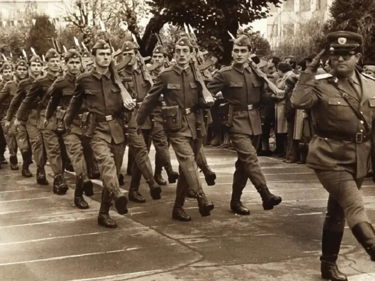 Deflare militari în comunism - Foto: aesgs.ro (cu rol ilustrativ)