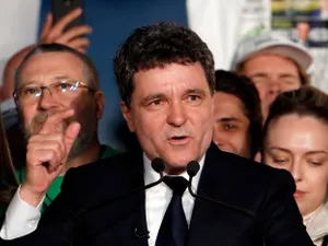 Nicușor Dan, amenințat de un susținător al lui Simion - Foto: Profimedia Images (rol ilustrativ)