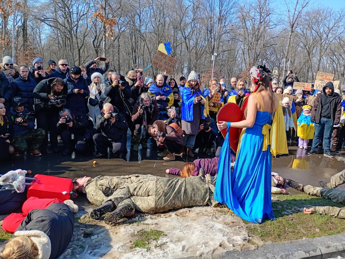 Patru ani de război în Ucraina. La București, comunitatea ucraineană protestează față de Rusia agresoare