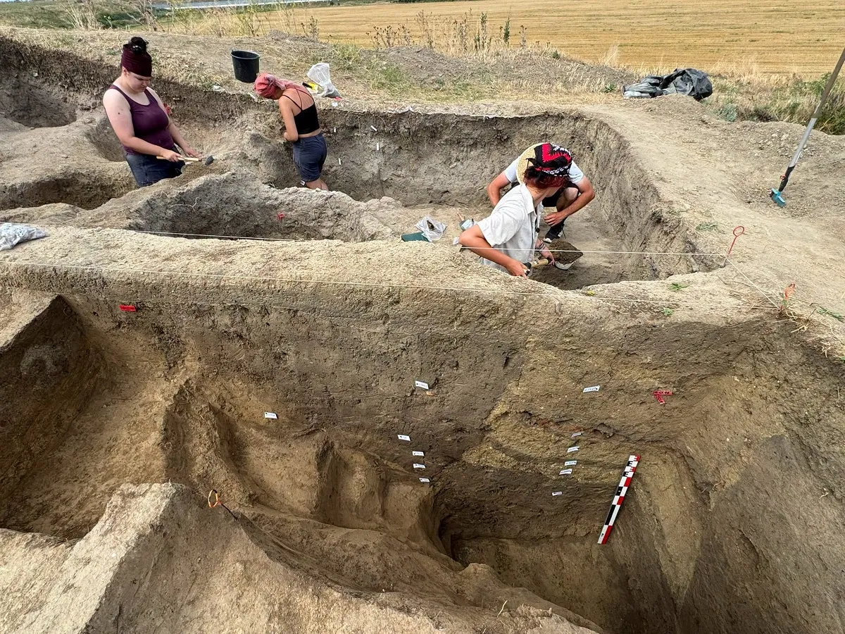 Descoperire arheologică rară în România. O locuință neolitică de acum 6.500 de ani, găsită lângă București