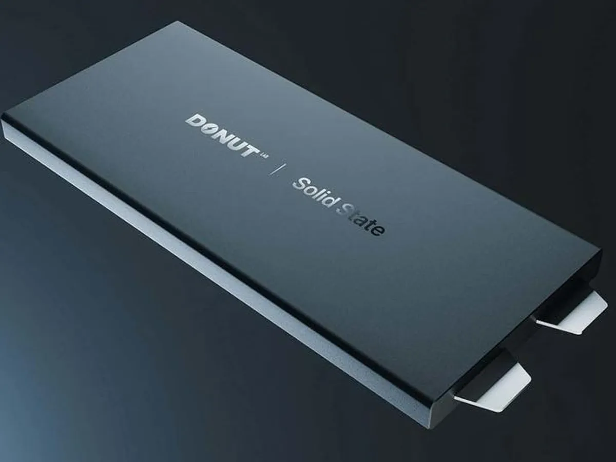 Prima baterie „solidă” și „verde”, fără pământuri rare, pentru mașinile electrice - Foto: Donat Lab