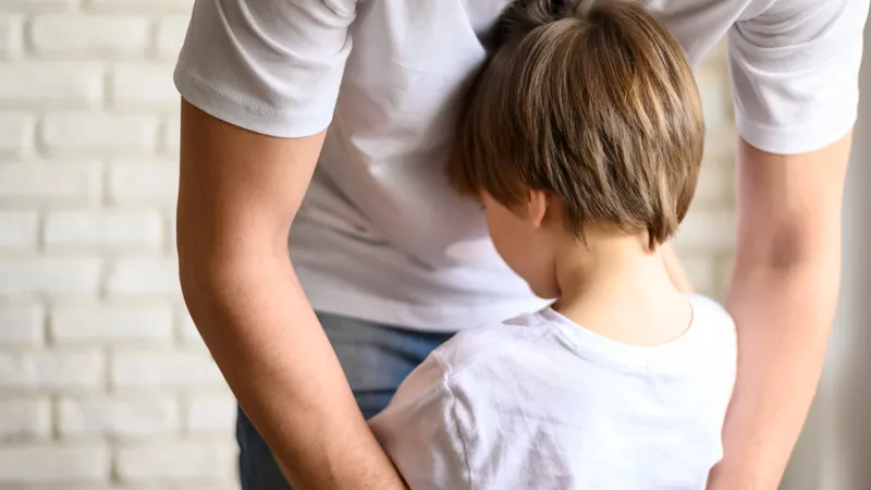Care sunt semnele că un părinte este indisponibil emoțional. Cum sa fii mai apropiat de cel mic - Foto: Freepik (Imagine cu rol ilustrativ)