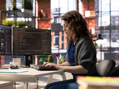 Angajată în IT - Foto: Freepik (rol ilustrativ)