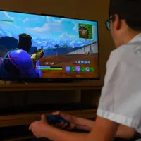Adolescent de 16 ani, înjunghiat chiar de sora sa pentru că făcea zgomot când se juca pe PlayStation - Foto: Profimedia images - Caracter ilustrativ