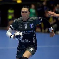 Cristina Neagu, înjurată de galeria Rapidului la fiecare gol Foto: INQUAM Photos/Vali Marin