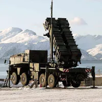 De ce nu pierde România nimic donând un sistem antiaerian PATRIOT Ucrainei. Cum îl recuperăm - FOTO Raytheon Missiles & Defense