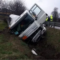 Autocisterna era încărcată cu 26 de tone de motorină