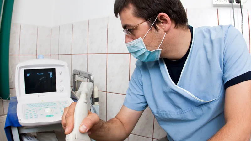 Câți bani vor putea deconta românii în sistemul privat. Puțini români au asigurări medicale private Foto: Profimedia Images (fotografie cu caracter ilustrativ)