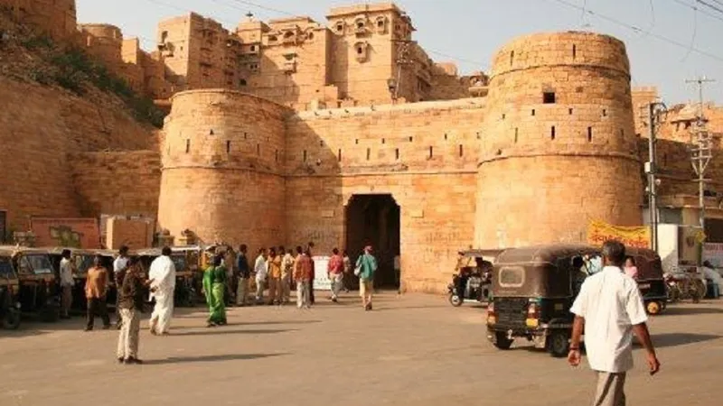 intrare fort
