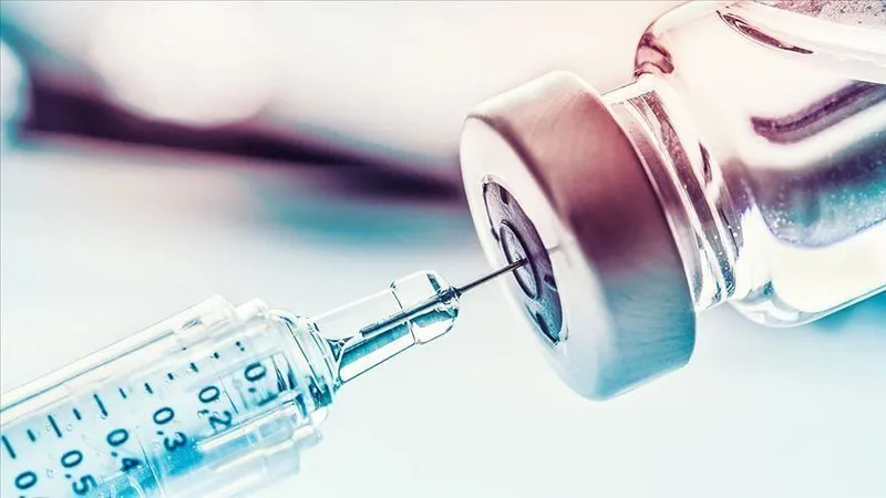 Vaccinare anti-COVID la domiciliu, din 15 noiembrie, pentru persoanele nedeplasabile din Sectorul 1. / Foto: aa.com.tr
