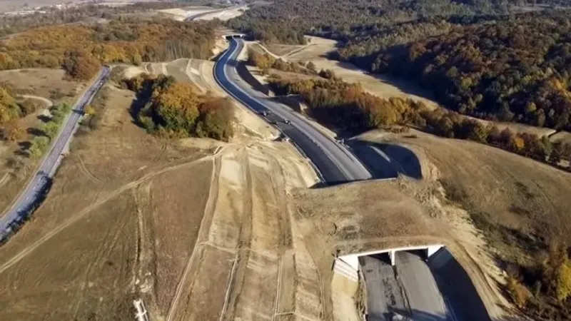 Autostrada A8: construcţia tronsonului Iaşi - Tg. Neamţ ar putea începe peste trei ani/FOTO: ziaruldeiasi.ro