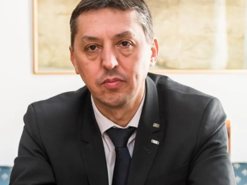 Daniel David: Am fost foarte atent la problemele pe care le avem cu violenţa. Am montat camere video: Foto: Facebook