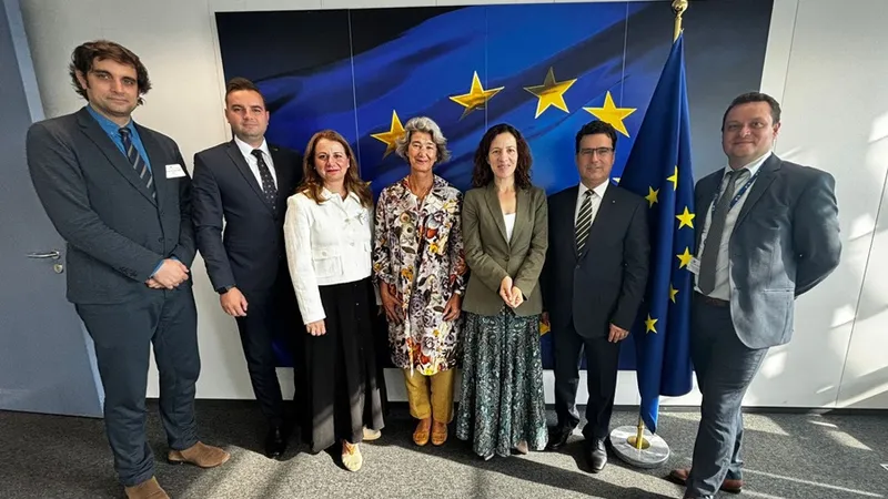 Conducerea SNSPA a participat, alături alături de Patricia Nanz, președinta Institutului Universitar European (EUI) din Florența, la o întrevedere cu Roxana Mînzatu, vicepreședinte executiv al Comisiei Europene Foto: SNSPA