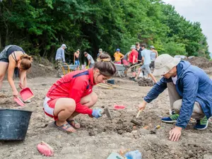 Un sit vechi de 6000 de ani a fost găsit în România și are o ceramică asemănătoare culturii chineze Foto facebook/Consiliul Județean Iași