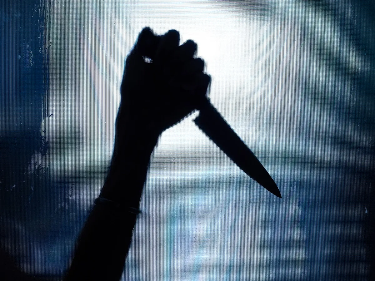 Un copil de 14 ani a fost înjunghiat de tată vitreg băut. Adolescentul rănit în zona gâtului - Foto: Arhiva