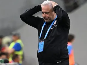 Șumudică, făcut praf și pulbere: ”Ți-ai bătut joc de ei, de noi, de tine, de morți și de vii! Dacă-ți pute, mergi cu Dumnezeu”. Nici Șucu și Angelescu nu au scăpat