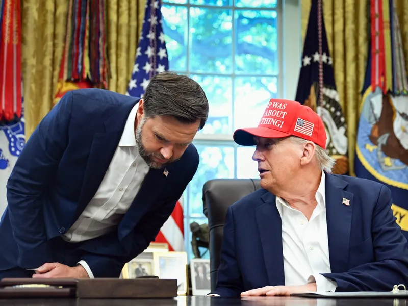SUA iau în calcul noi sancțiuni împotriva Rusiei. JD.Vance: „Trump are multe cărți de jucat” - Foto: Profimedia images