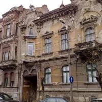 Clădiri istorice lăsate în paragină/FOTO: timpolis.ro