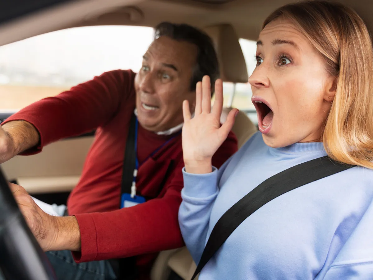 Prostia periculoasă la frânare pe care o predau unii instructori auto. Cum frânezi corect? - Foto: Freepik (Imagine cu rol ilustrativ)