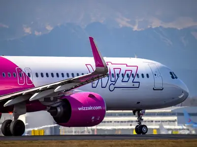 Wizz Air își reduce activitatea în această vară din cauza lipsei forței de muncă și a grevelor/FOTO: Facebook/Wizzair