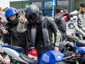 Motocicliștii vor putea utiliza banda dedicată transportului în comun și vor avea parcări gratuite - FOTO: Inquam Photos / Andrei Apolzan