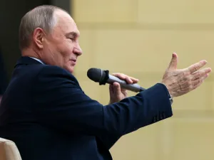 Putin, cu ochii pe România. Reacție ironică la adresa deciziei de renumărare a voturilor din turul 1: FOTO - Profimedia(imagine cu rol ilustrativ)