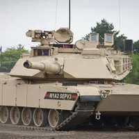 250 de tancuri noi Abrams ajung în Polonia pentru a-l „speria” pe Putin /rumaniamiltary