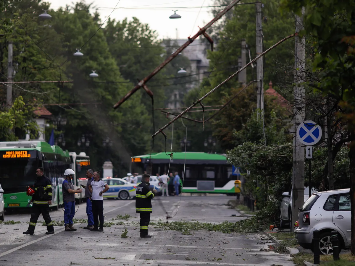 Averitizare de vijelie în Capitală Inquam Photos / Octav Ganea