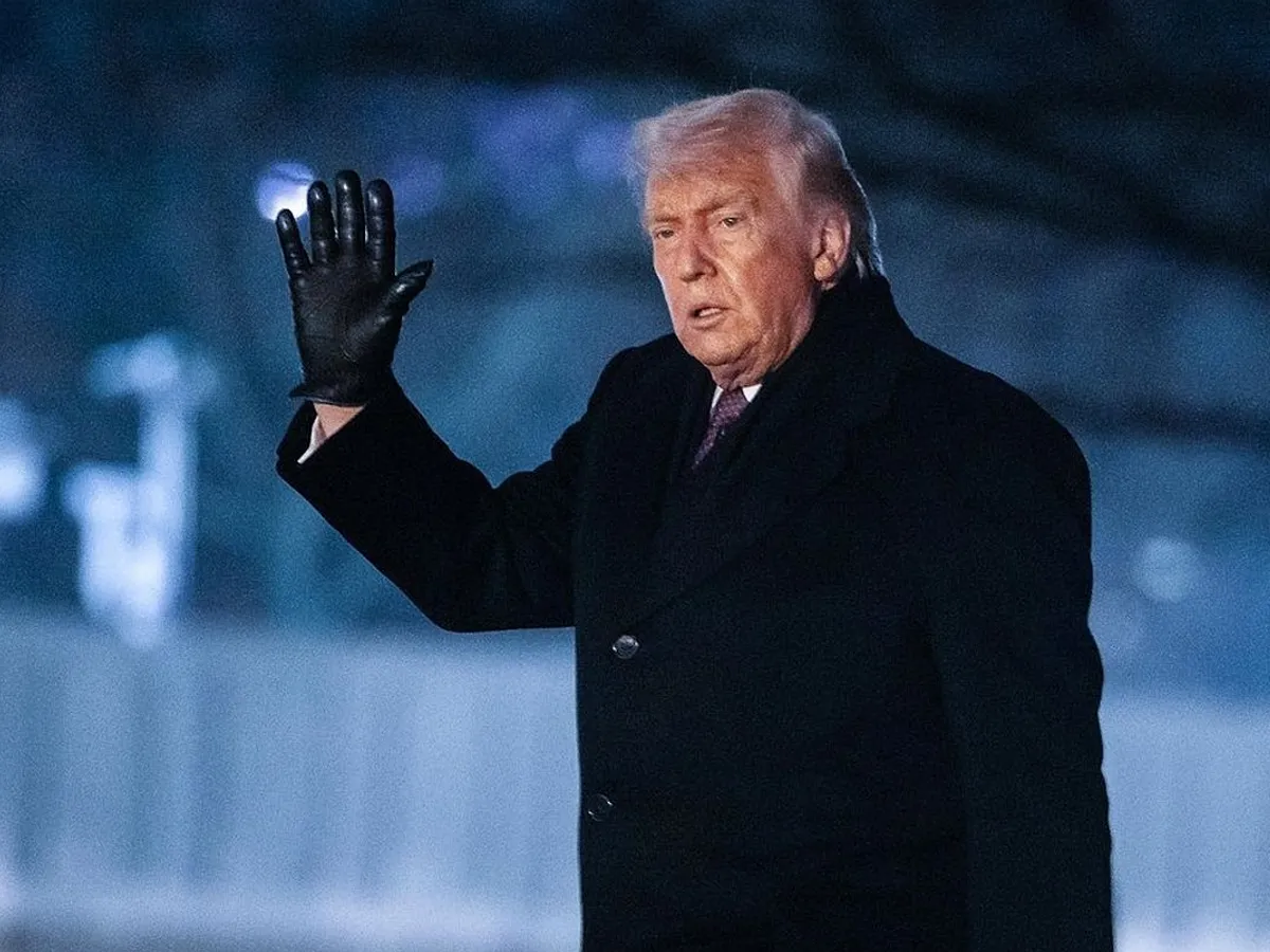 Trump dă în judecată JP Morgan şi pe CEO-ul Jamie Dimon pentru că au renunţat la el ca client după 6 ianuarie