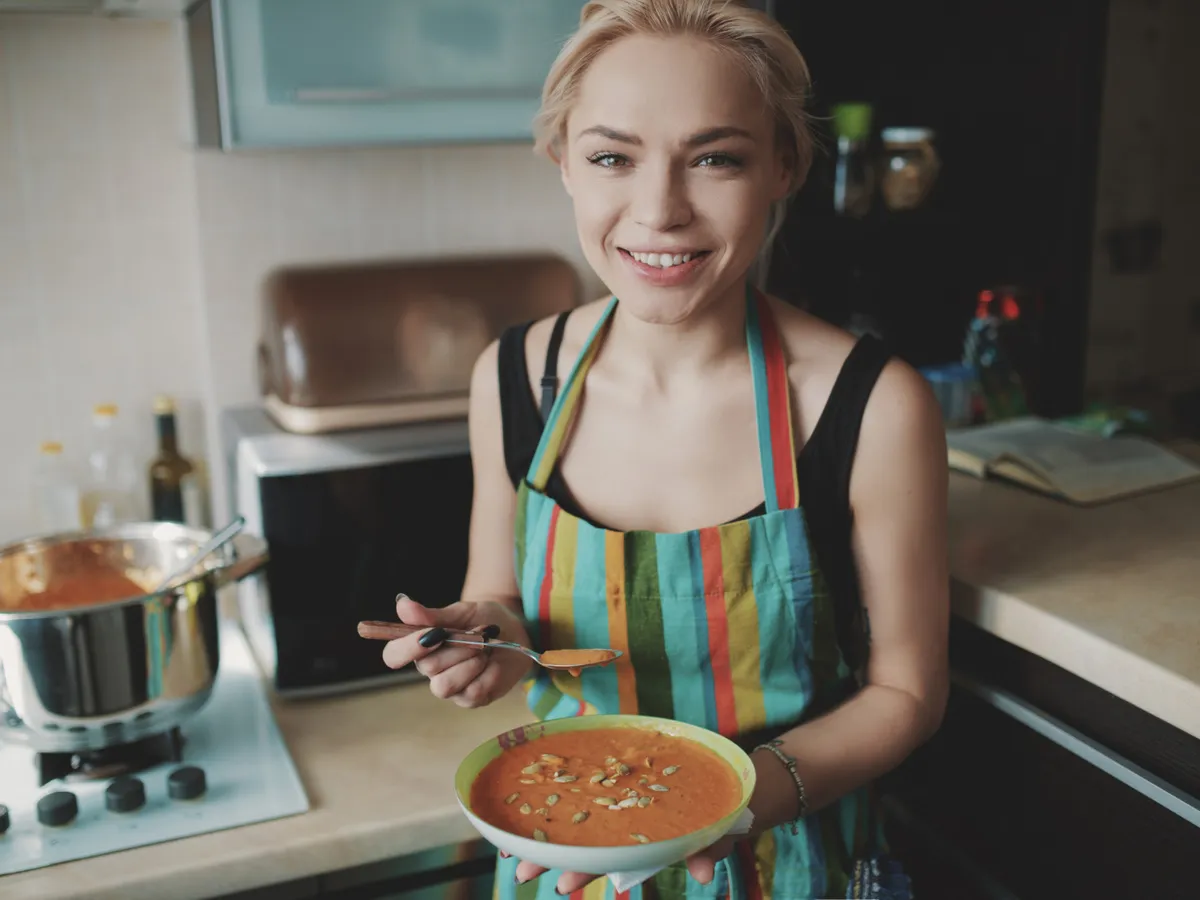 Ce să pui în supa de roșii ca să nu mai fie acidă? Ai ingredientul în bucătărie cu siguranță