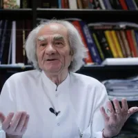 Leon Dănăilă, chirurgul cu 27.000 operații pe creier, și-a „amanetat” apartamentul - Foto: Arhiva