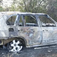 Autoturismul incendiat/FOTO: g4media.ro