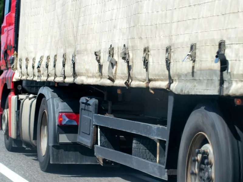 Amendă uriașă și ani de închisoare pentru un șofer român în Franța. Ce ascundea în camion? - Foto: Arhiva